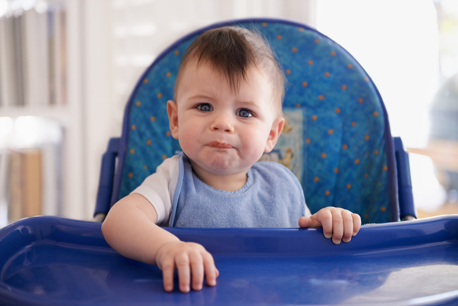 baby boy sitting