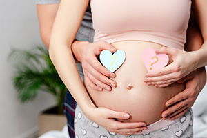 donna incinta dopo il trattamento di fivet