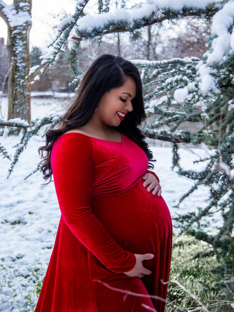 femme enceinte paysage d'hiver