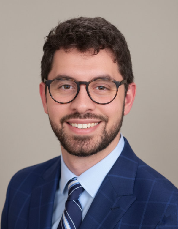 dr vasilis paraschos, fertility specialist of emBIO fertility center