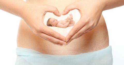 Πως γίνεται η εξωσωματική γονιμοποίηση;