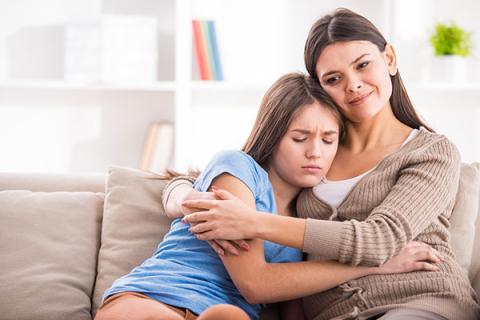 Τι πρέπει να κάνει μια μητέρα αν η πρώτη περίοδος εμφανιστεί πρώρα 